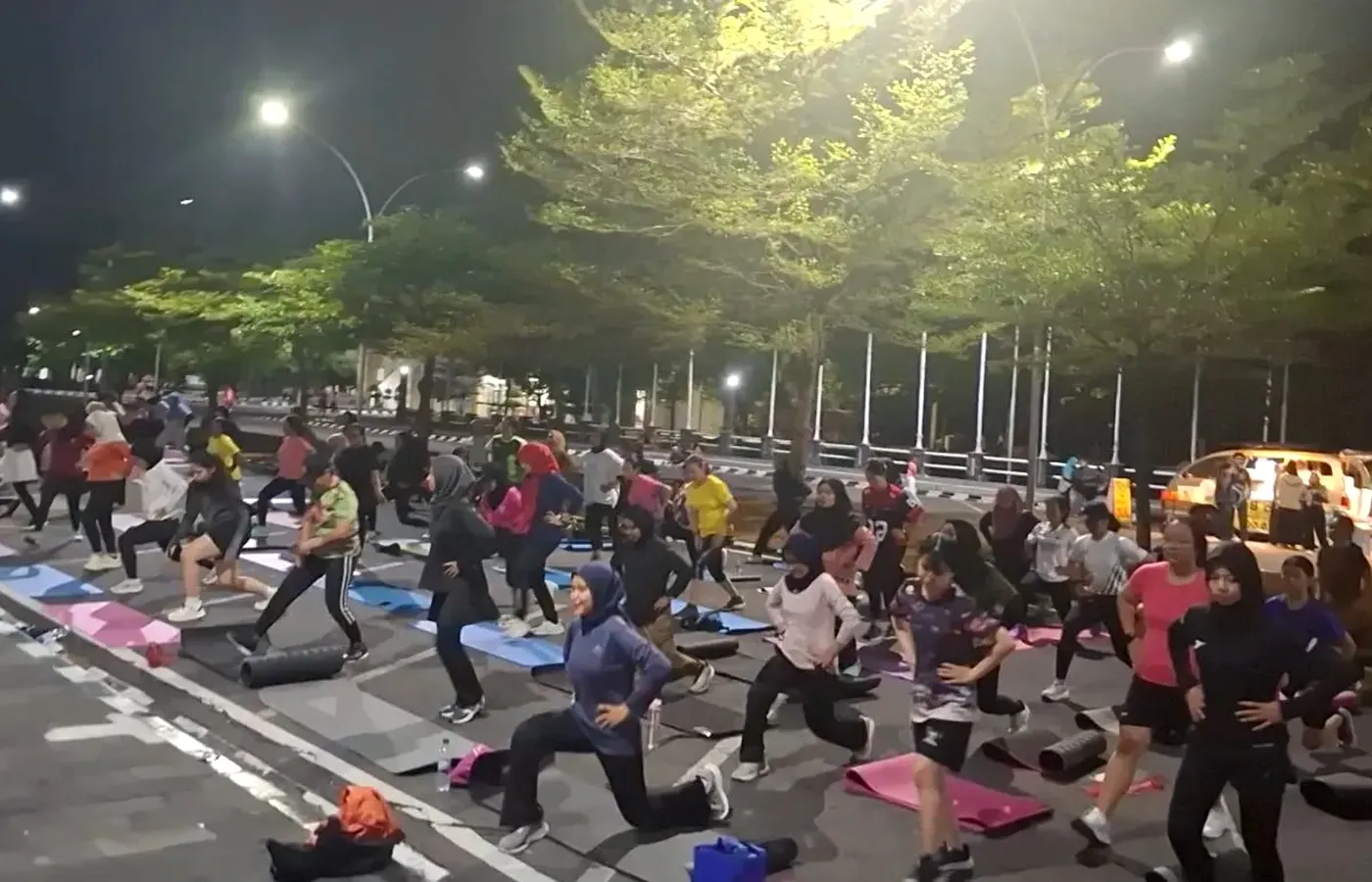 Mau Coba Trail Run di Lereng Lawu? Ini Bedanya dengan Lari di Jalan Raya